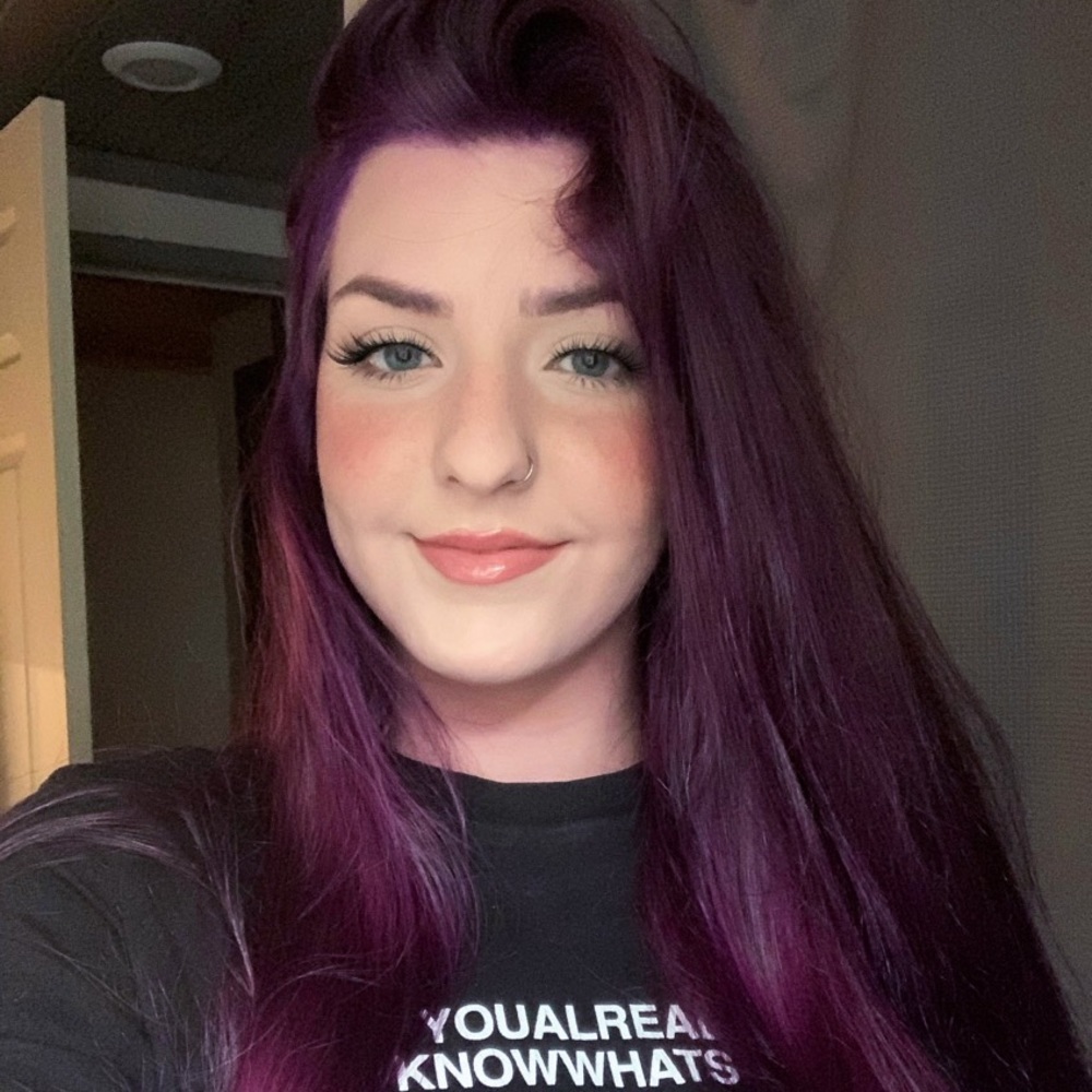 Meet your Posher, Hayley